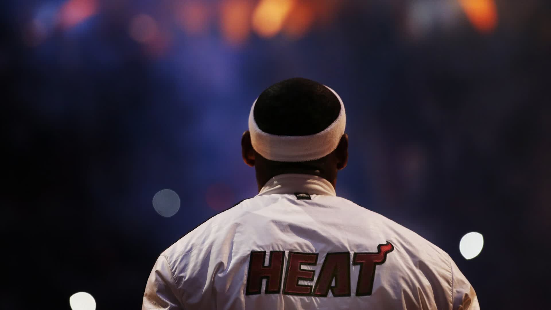 九游娱乐-体坛大乱斗！马竞门线救险备战NBA，曼联意甲里程碑遭摩纳哥外线爆发